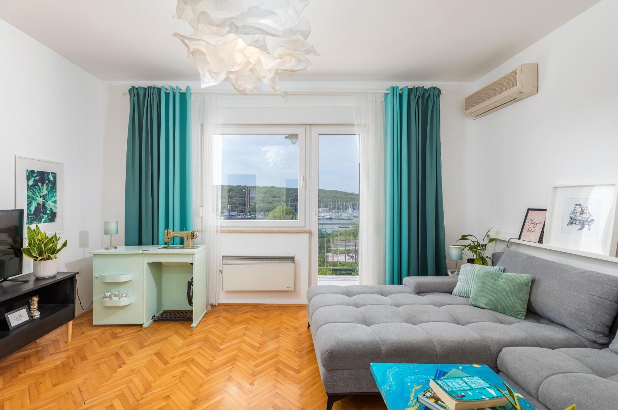 Salt&Sky Apartment Pula Exterior photo